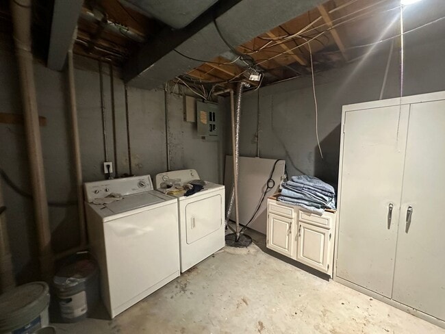 Building Photo - 3BR/2.5BA Townhome for Rent in Middletown - Recently Renovated!