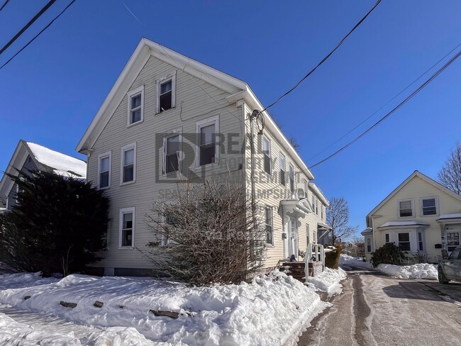 Building Photo - 31 Park St