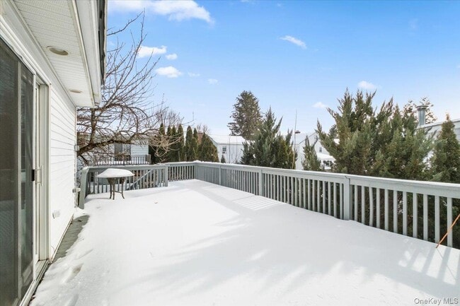 Building Photo - 48 Madison Rd