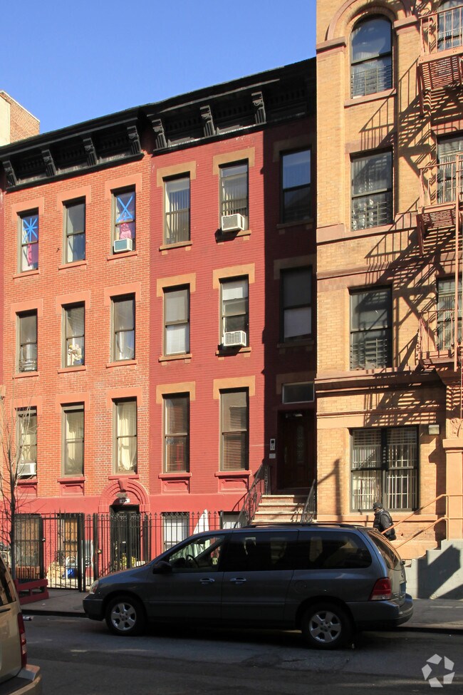 Primary Photo - 451 E 117th St