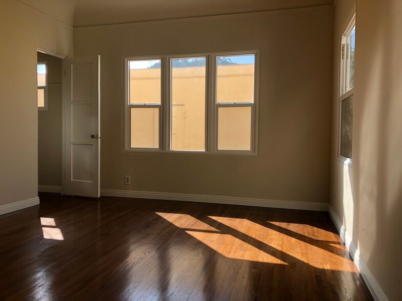 Bedroom 2 - 4235 Degnan Blvd