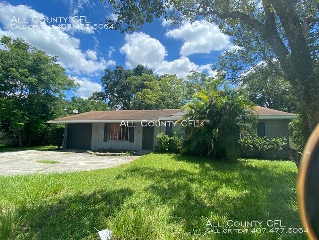 Building Photo - 1060 N Lakemont Ave