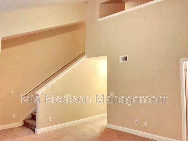 Building Photo - 11330 White Bluff Rd