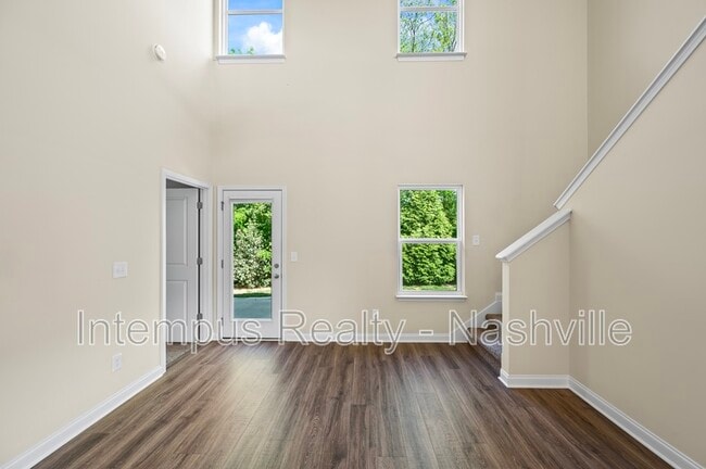 Building Photo - 1704 Bethel Ln