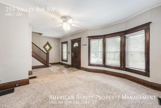 Building Photo - 259 Valley Ave NW