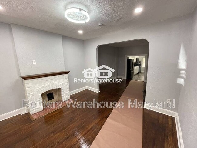 Building Photo - 2125 Cliftwood Ave