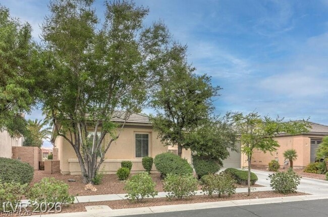 Building Photo - 8213 Bay Dunes St