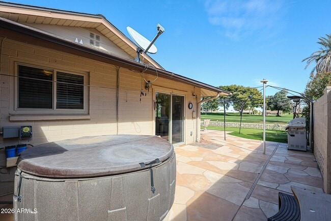 Building Photo - 9821 N 110th Ave