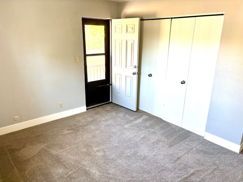 Building Photo - 4026 N Illinois Ave