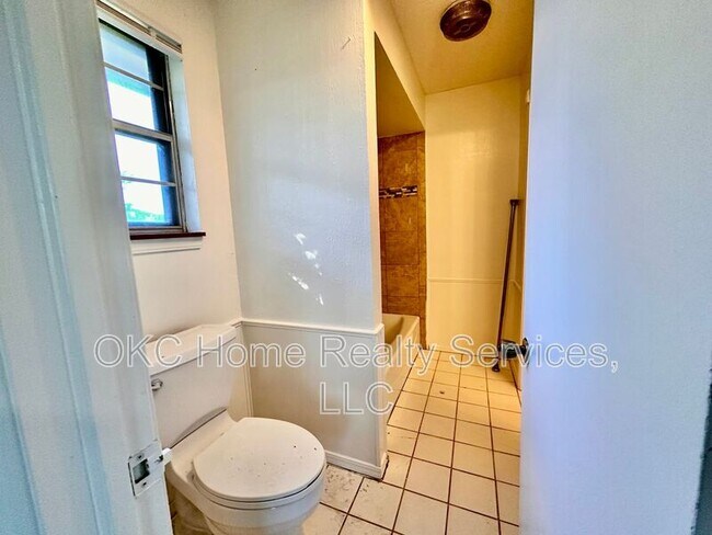 Building Photo - 9817 Grimsbey Ct