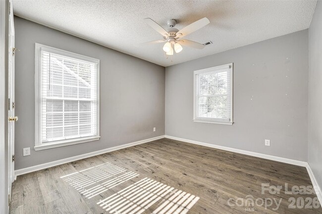 Building Photo - 8530 Walsham Dr