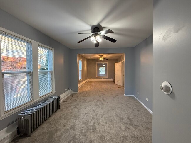 Building Photo - 1723 Emerson St