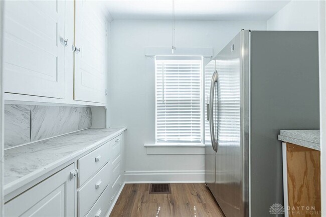 Building Photo - 558 Wyoming St