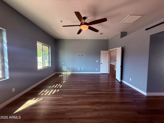 Building Photo - 3123 W Melody Dr