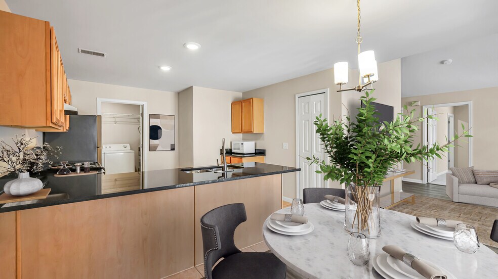 Arcadia Kitchen - Stoney Park Place Apartments