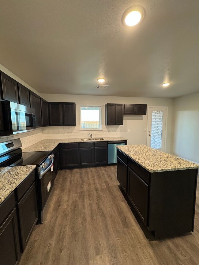 Building Photo - Brand new construction 3/2/2 CISD!!!!!!