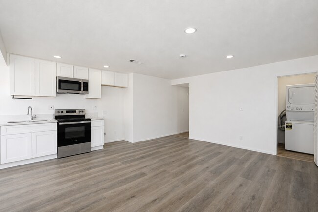 Building Photo - 24897 Citadel St
