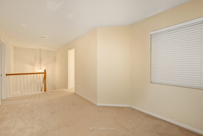 Building Photo - 1463 Yellowstone Dr