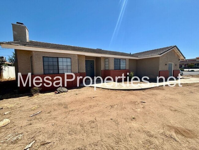 Building Photo - 15717 Bear Valley Rd