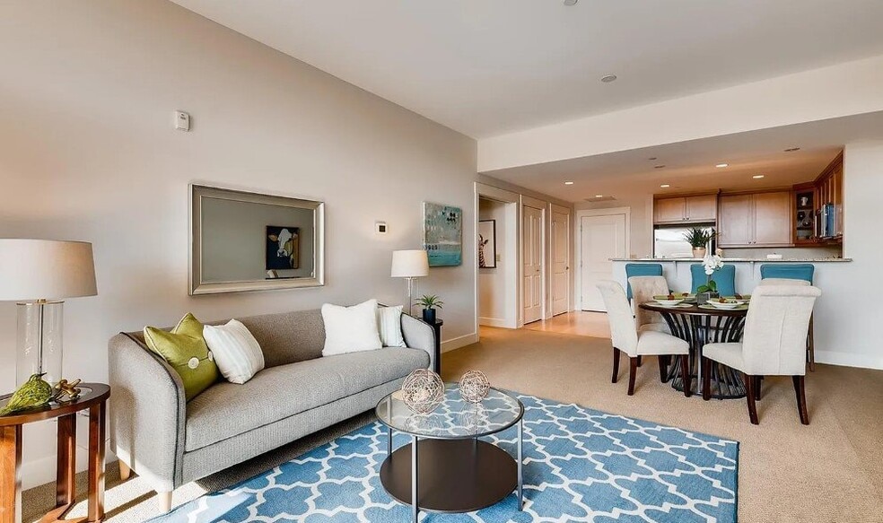 Building Photo - 7220 W Bonfils Pl