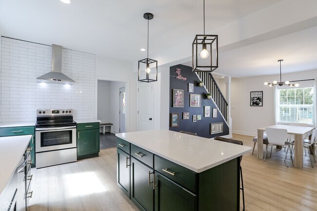 Building Photo - 1306 S East St