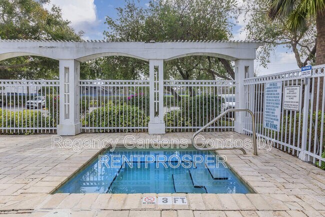 Building Photo - 4225 Thornbriar Ln