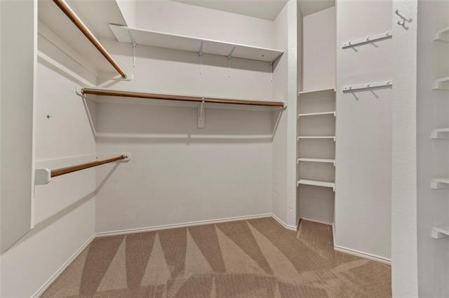 Building Photo - 10616 Red Cedar Dr