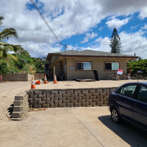 Building Photo - 155 Hiolani St