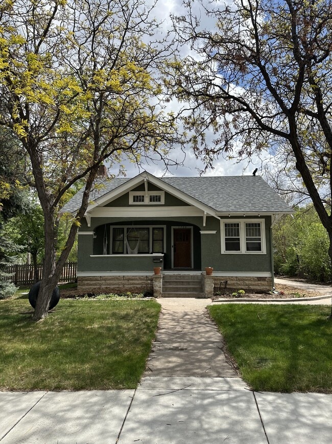 Building Photo - 1700 13th Ave