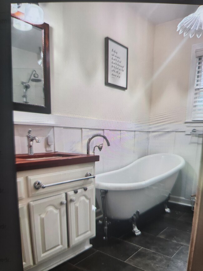 Building Photo - 849 Rachel Dr