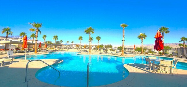 Building Photo - 35770 McCarthy St