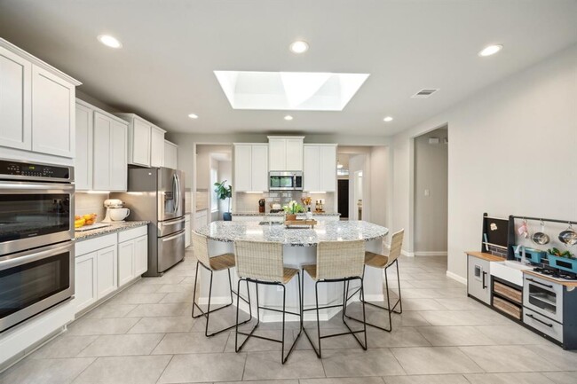 Building Photo - 3039 Forest Creek Dr