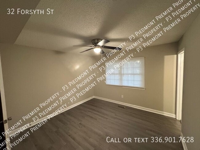 Building Photo - 32 Forsyth St