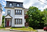 Building Photo - Get settled immediately in this great Fitchburg apartment!