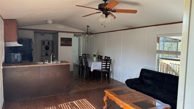 Building Photo - 23430 Bauer Hockley Rd