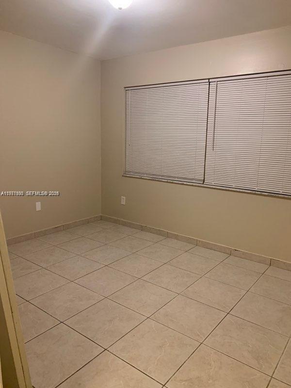 Building Photo - 1139 SE 13th Ave