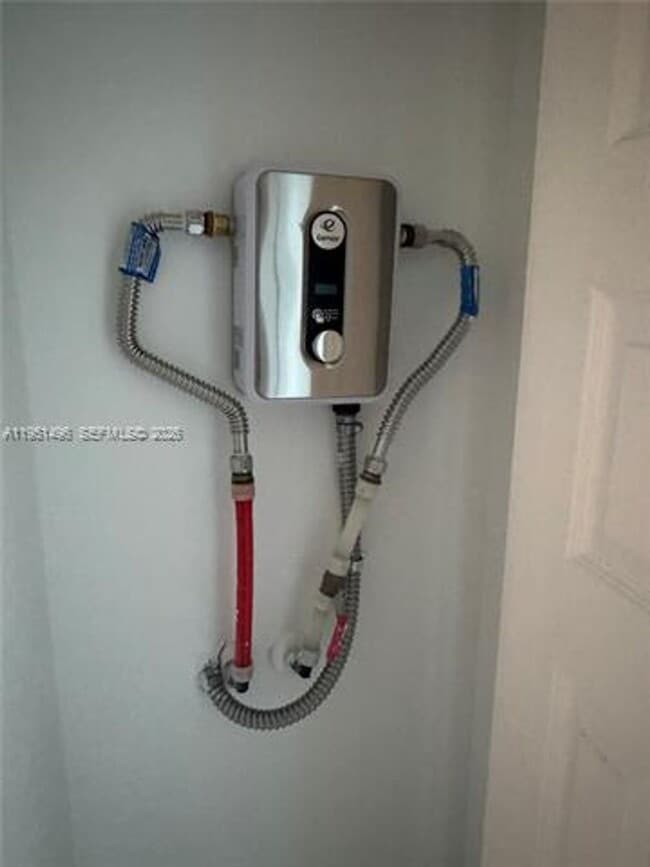 Building Photo - 8363 NW 41st St