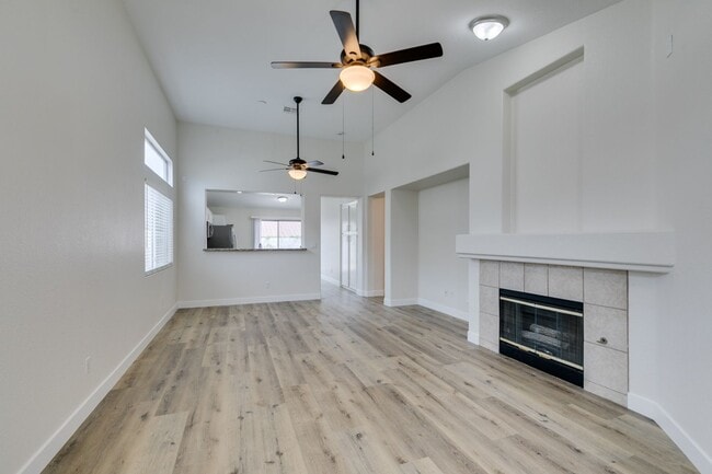 Building Photo - GREEN VALLEY RANCH NEWLY RENOVATED 3 BD SINGLE STORY HOME