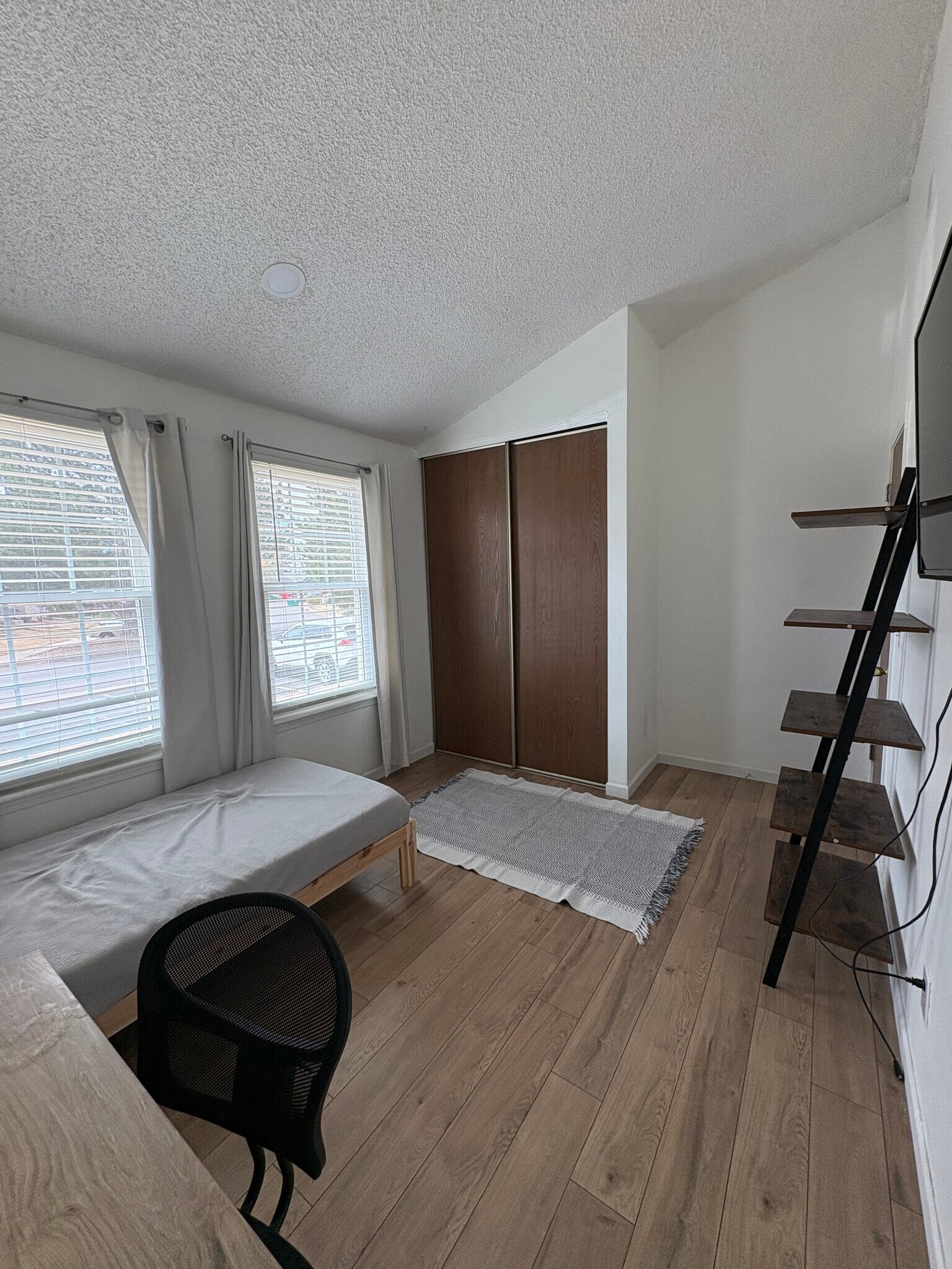 Building Photo - 5000 S Pagosa St