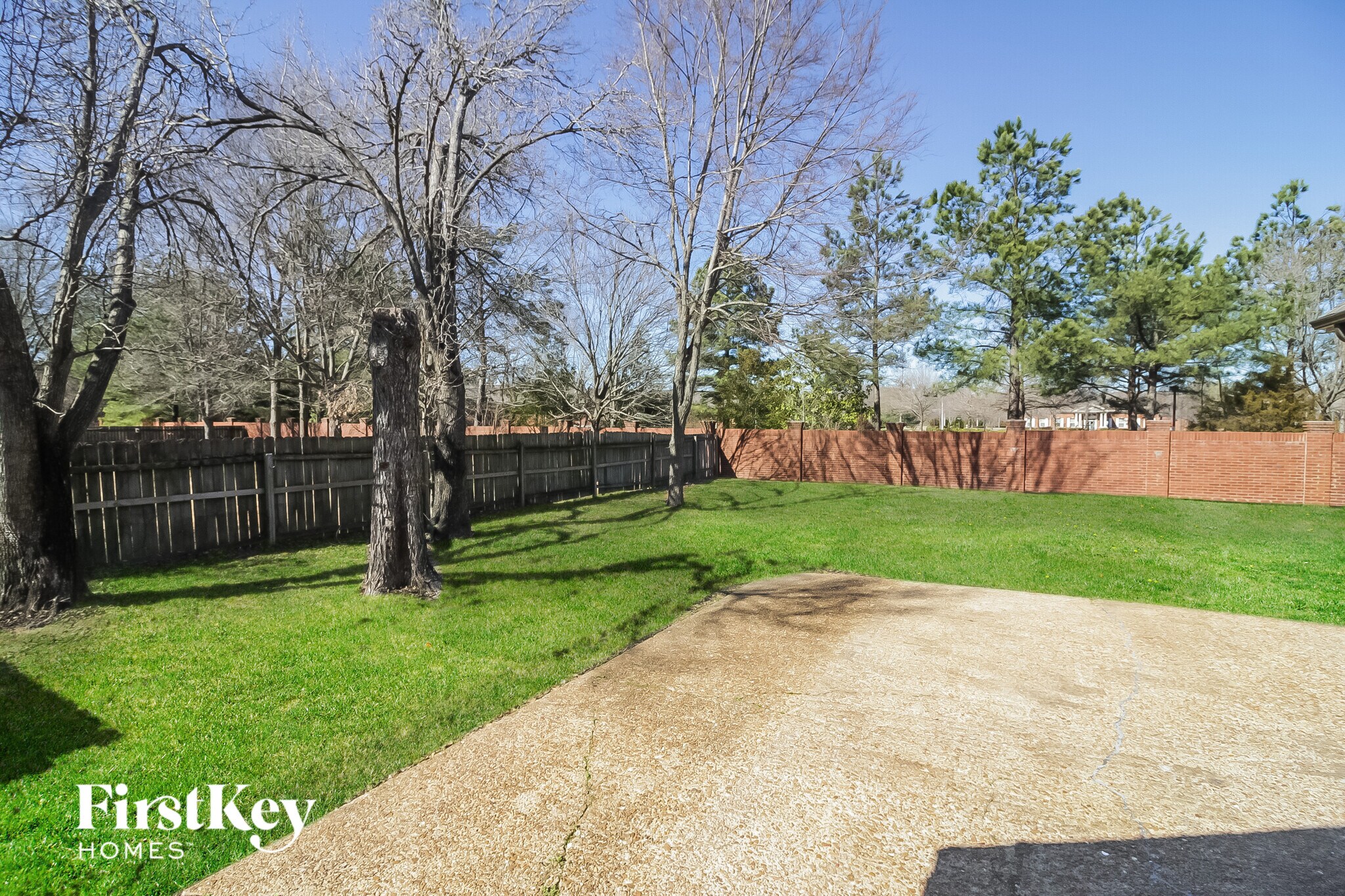 Building Photo - 7650 Charstone Dr