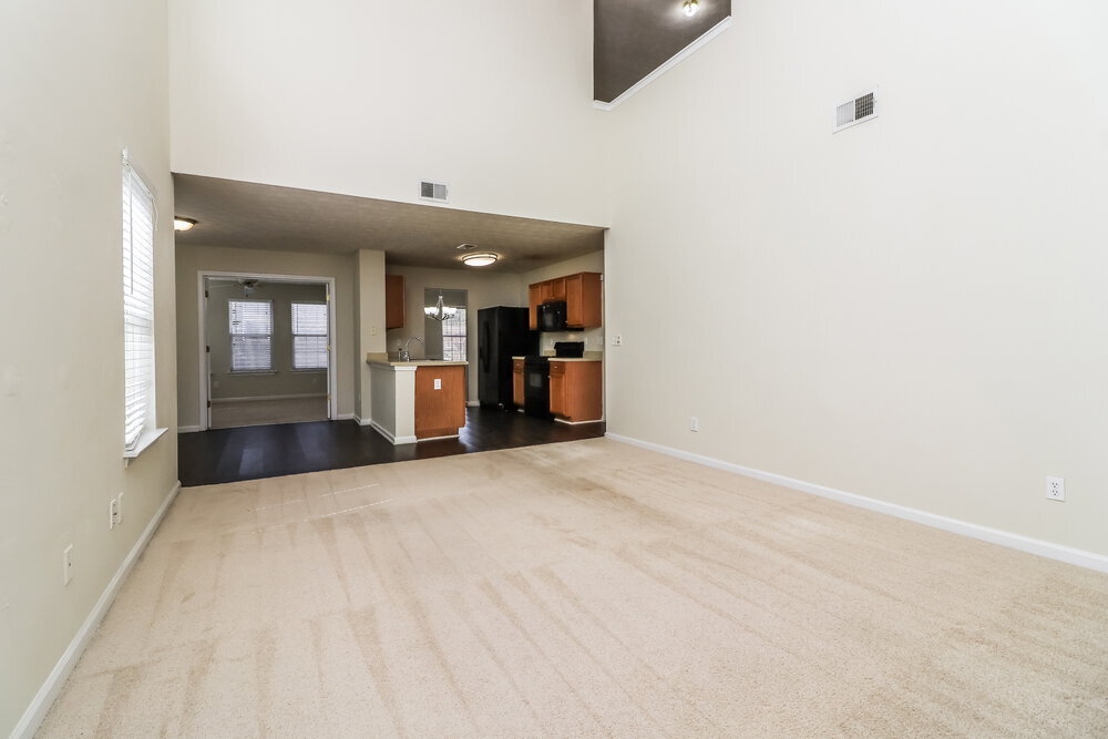 Building Photo - 3425 Sandlake Dr SW