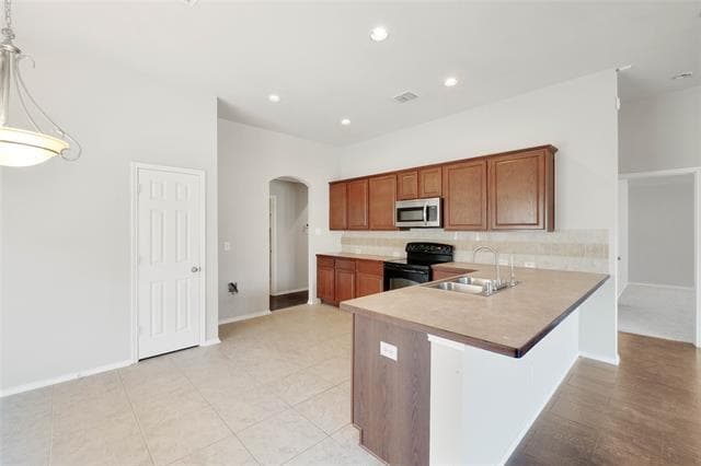 Building Photo - 12409 Sunrise Dr