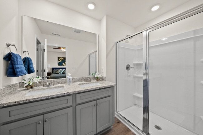 Building Photo - BRAND NEW 3 Bed 2.5 bathroom townhomes in Wake Forest!