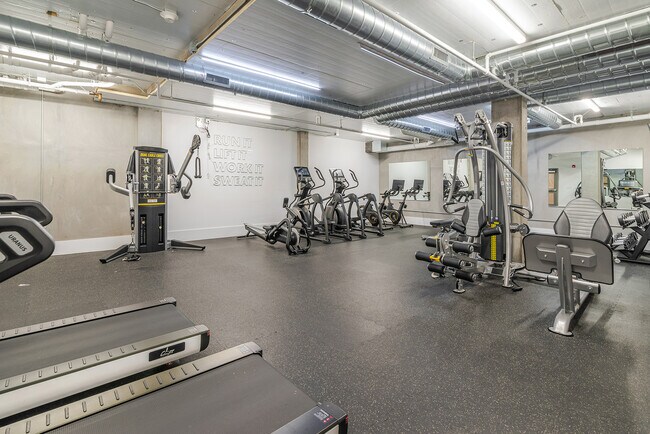 Building Photo - 1288 Howard St