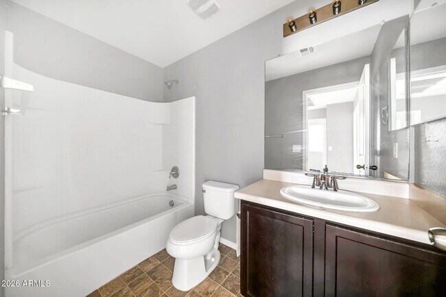 Building Photo - 7770 W Alvarado Rd