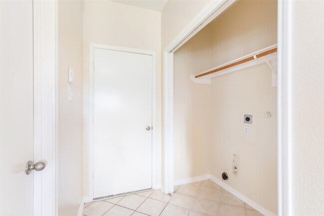 Building Photo - 12206 Beacon Tree Ct