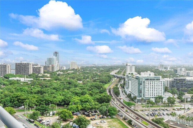 Building Photo - 60 SW 13th St