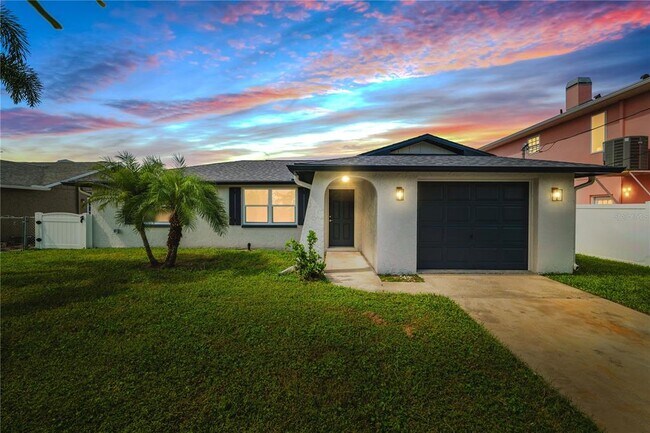 Primary Photo - 6617 Harbor Dr