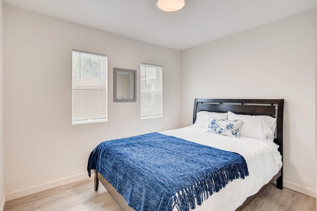 Building Photo - 3944 Mission Blvd