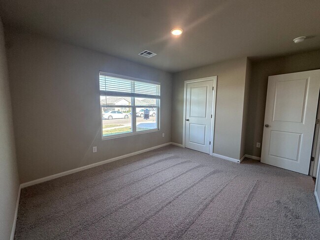 Building Photo - 9212 Blackfork Ln